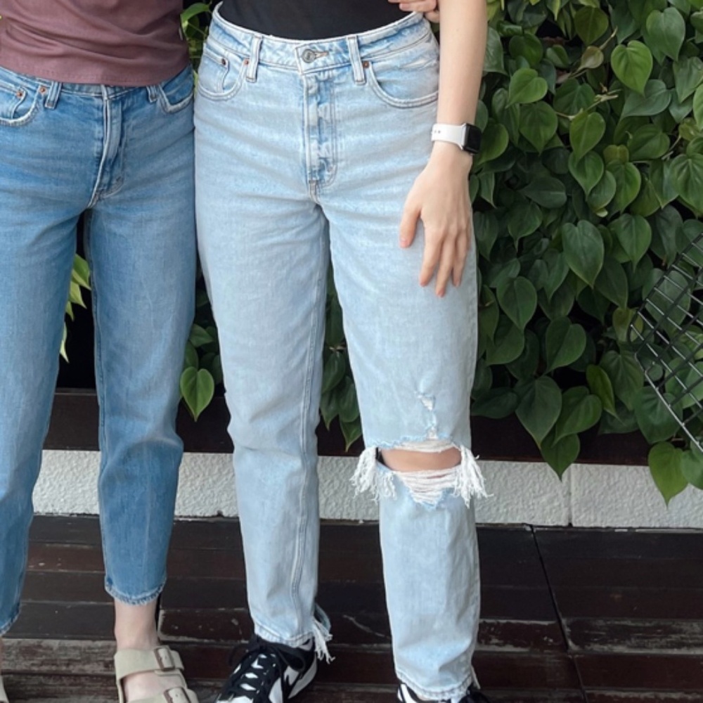 Abercrombie jeans - Picture 2 of 11